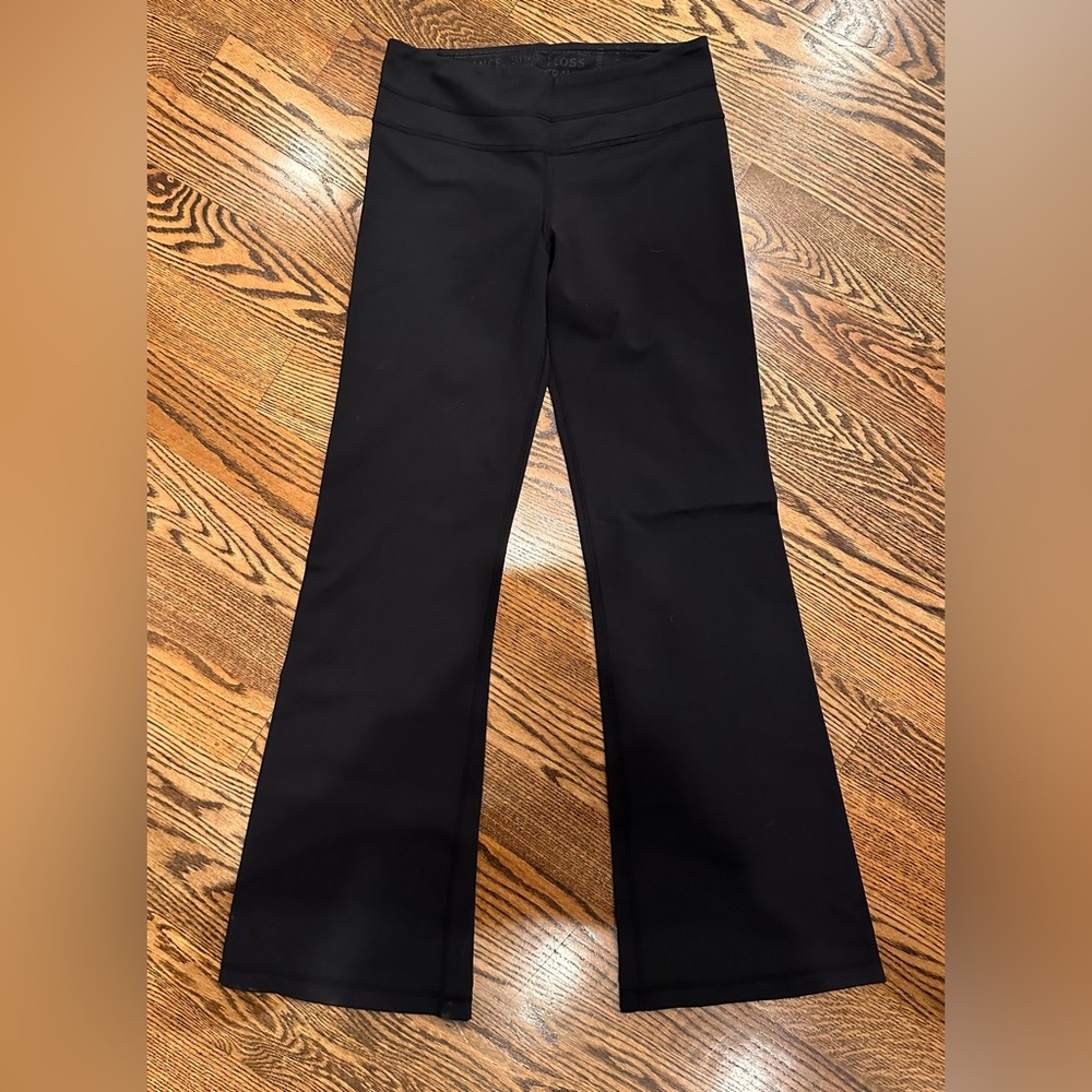 Rare, brand new, vintage, original Lululemon Flare Luon leggings